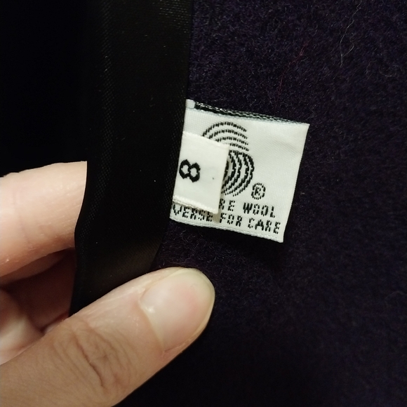 100% wool maxi length coat with shawl collar that can be worn as a hood - Picture 7 of 7